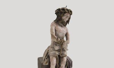 Anoniem (Zuidelijke Nederlanden), Christus op de koude steen, ca. 1500, hout, h. 35,5 cm PARCUM, LEUVEN, COLLECTIE ZUSTERS ANNONCIADEN VAN HULDENBERG