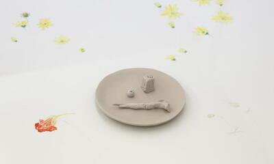 Anne Daems, Composttafel voor tuinkamer, 2019, detail. Met dank aan Micheline Szwajcer.