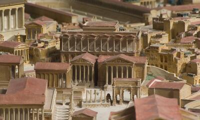 Detail van de Rome-maquette van Paul Bigot: de westelijke zijde van het Forum Romanum