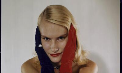 Foto voor de cover van Harper’s Bazaar, december 1941, New York, 1941