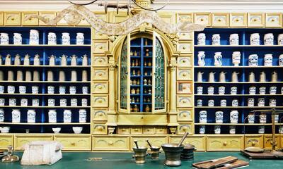Apotheekmuseum en kruidentuin
