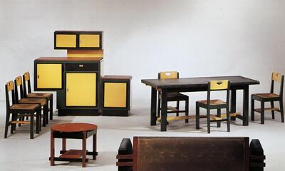 Huib Hoste (Brugge, 1881-Hove 1957), Kast, meubel