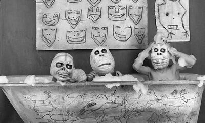 Roger Ballen, Bubble Bath, 2016, Roger’s Rats. Courtesy of Roger Ballen.