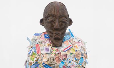 Bezield en beladen - de roof van Nkolomonyi’s krachtbeeld 