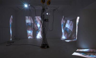 Raphaela Vogel, Ab jetzt wird durchgeblüht: Music for Anreiner of Airports, 2025.