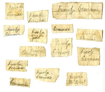 Briefjes geschreven door een patiënt en gevonden tussen de houten balken in het Guislainziekenhuis, jaren zestig MUSEUM DR. GUISLAIN, GENT