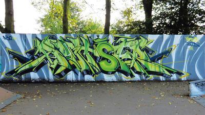 Graffiti van David Duits op een muur van het skatepark in Ieper, 2017