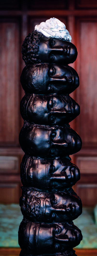 Thomas Lerooy, Obelrisk (detail), 2007, brons, 195 x 43 x 39 cm