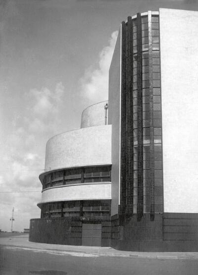 Detail van de zijgevel van het casino van Knokke, 1930