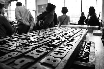 Typografische collectie van het Industriemuseum met houten en loden letters.
