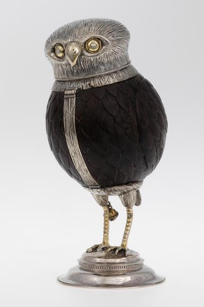 Anonieme meester, uilenbeker, 1548-1549, Antwerpen, zilver en kokoksnoot Permanente bruikleen van de Koning Boudewijnstichting Foto: Hugo Maertens