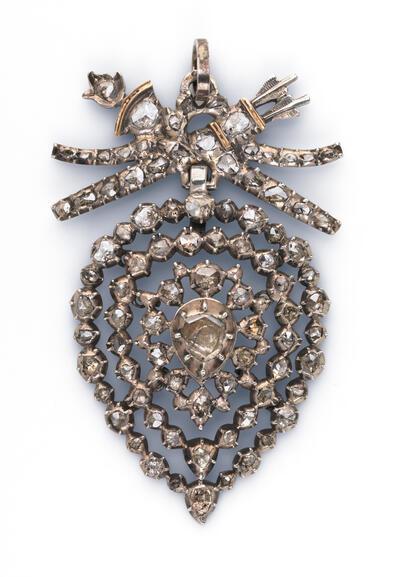 Henricus Franciscus Coetermans, Vlaams hart, 1832-1869, Antwerpen, goud, zilver en diamant Eind achttiende en begin negentiende eeuw was het in Vlaanderen traditie dat kinderen een Vlaams hart aan hun moeder schonken, voor haar verjaardag of op moederdag DIVA, Antwerpen - Foto: Dominique Provost