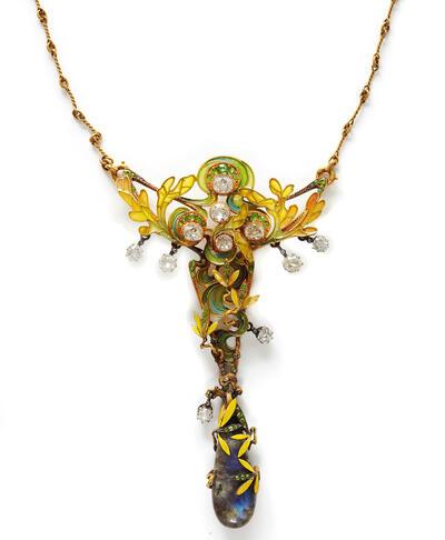 : Léopold Van Strydonck, art-nouveauhanger, ca. 1900, Brussel, goud, email, diamant, labradoriet en demantoiet DIVA, Antwerpen - Foto: White Light