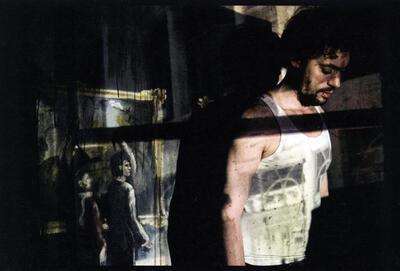 Tussen projector en projectie , Mixed media van Vadim Vosters