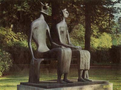 Henry Moore, Koning en Koningin, Beeldhouwwerk, brons, 