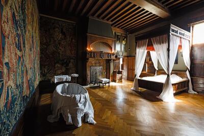 Kasteel van Gaasbeek, De geboorte van het licht: kamer gewijd aan markies Paul Arconati, de meest intrigerende en excentriekste kasteeleigenaar,