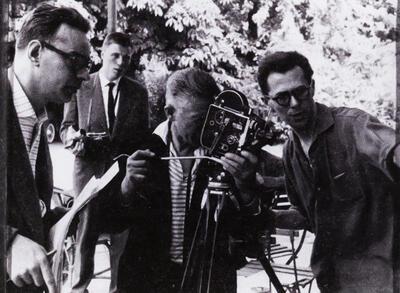 Gilbert Senecaut, Leo Dohmen, R. Leichspar, Marcel Mariën tijdens de opname van 'L'Imitation du cinéma' van Marcel Mariën,