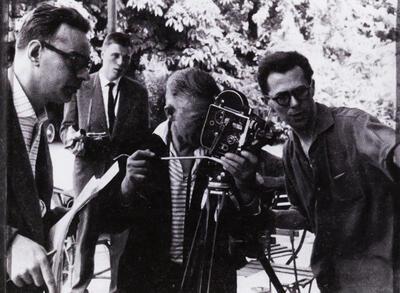 Gilbert Senecaut, Leo Dohmen, R. Leichspar, Marcel Mariën tijdens de opname van 'L'Imitation du cinéma' van Marcel Mariën,