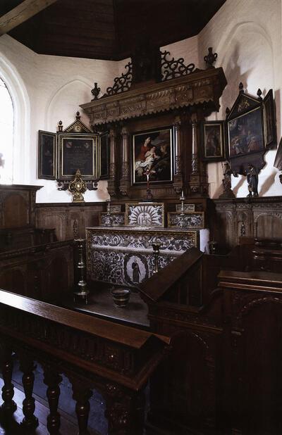 De kapel van Kasteel Beauvoorde, Arthur Merghelynck,