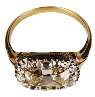 Parkabdij, De zogenaamde ring van Koning Filips IV van Spanje, in 1631 geschonken aan abt jan Druys, ca. 1630, goud en diamant