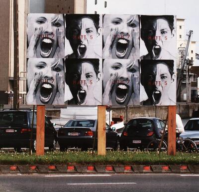 Johan Clarysse, afficheproject in Roeselare tijdens de verkiezingscampagne in april 2004, schilderkunst,