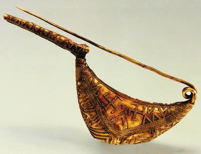 Mantelspeld met granulatieversiering, goud, 675-650 v.Chr., Cerveteri (Regolini-Galassi-graf) MUSEO GREGORIANO ETRUSCO, CITTÀ DEL VATICANO