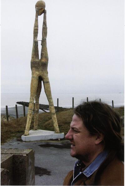 "Wat bleef was de zee en kunst" V.(enus) van Johan Tahon op Beaufort 2003