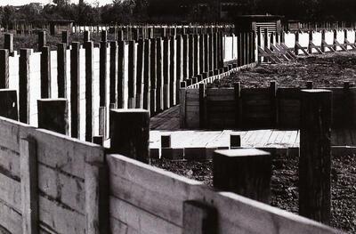 Kawamata, Trench, 2000 Hout Tentoonstelling in 2000, Middelheim,
