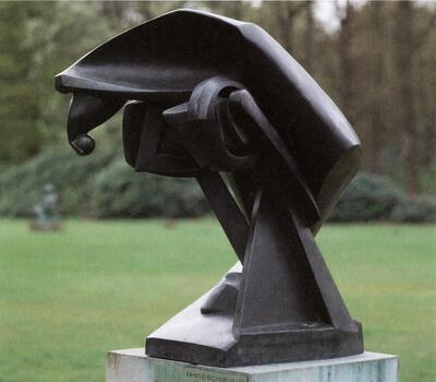 Raymond Duchamp-Villon, Het Grote Paard, 1914 Brons, 107 x 100 x 60 Collectie Middelheimmuseum
