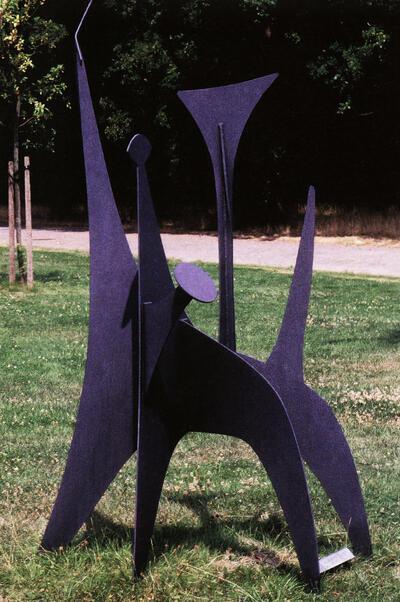 Alexander Calder, De Hond, 1958 Plaatijzer, Collectie Middelheimmuseum
