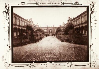Cour d'entrée. Foto 1887 (Collectie Museum Dr. Guislain)