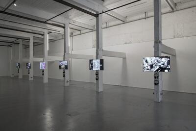 Installatiebeeld Alexnder Kluge: Minutenfilme #4, argos centrum voor audiovisuele kunsten, Brussel, 2022
