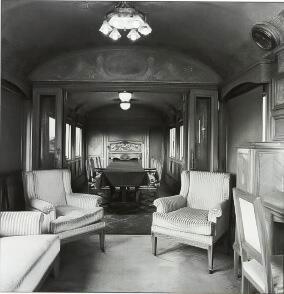 Het interieur van de koninklijke trein Leopold II, NMBS