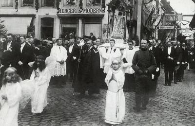 Huis van Alijn, Processie, eerste helft twintigste eeuw