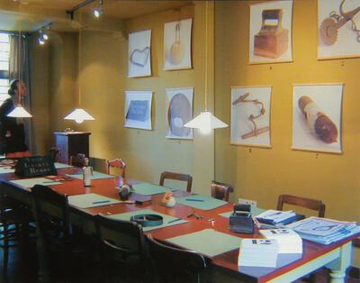 Het Huis van Alijn, identificatiekamer, 2001
