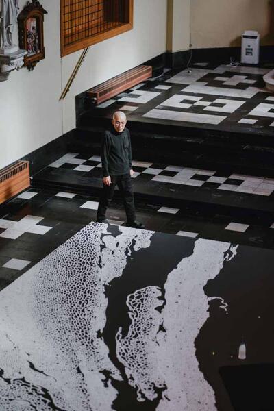  Motoi Yamamoto, zoutwerk voor Triënnale Kortrijk