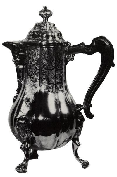 Chocoladekan met houten oor, Brussel, 1737-1740. Tafelzilver