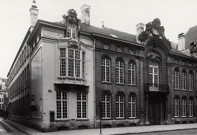 Peter van Baurscheit de Jonge (1699 -1768), Het Huis Van Susteren (Osterriethhuis), 1749. 18e eeuwse architectuur