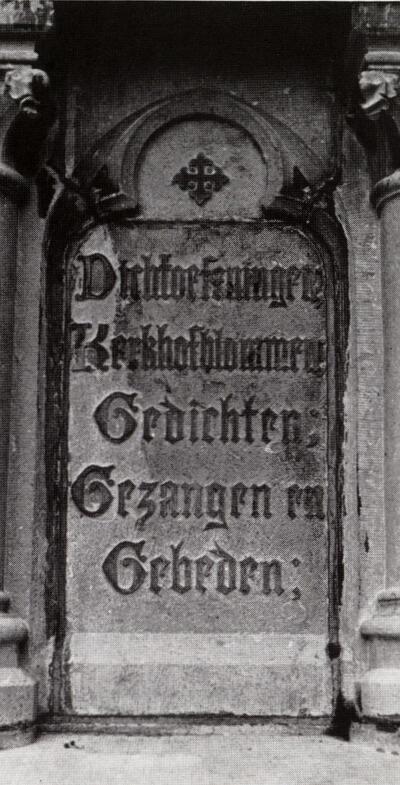 Het praalgraf van Guido Gezelle (1830 - 1899), 1906. Grafmonument