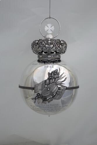 Trofee gekroonde bal Sainte Royale du Sablon © Derek Biront