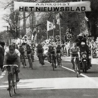 Walter Planckaert wint de Rine van Vlaanderen, 1977. Stadsversiering