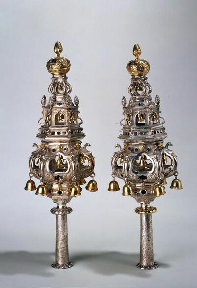 Siertorens, 1696, verguld zilver, 46 cm, Portugees-Israëlitische Gemeente