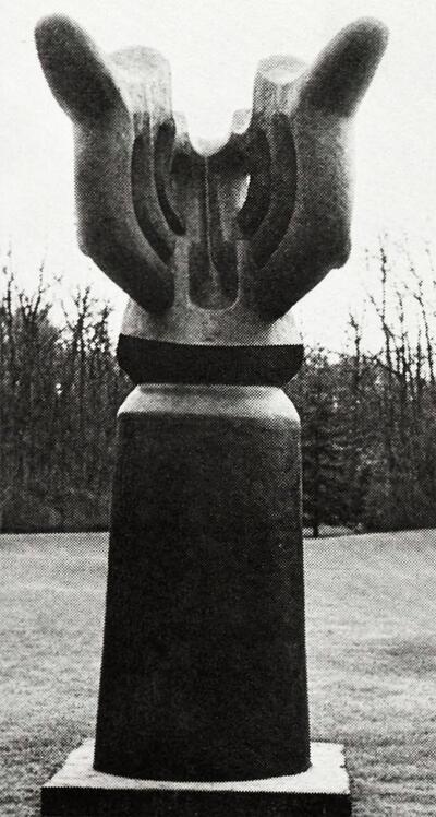 J. Lipchitz, Zang der vocalen, (achteraanzicht).