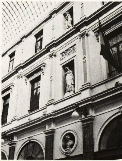 Jean-Pierre Cluysenaar, Sint-Hubertusgalerijen, zijaanzicht. Brussel