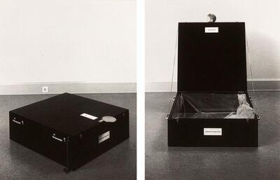 Pieter Engels (1938-2019), Kist met 10,2 l verdronken water, 1968