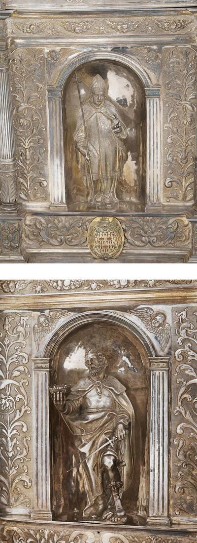 Hugo de la Vigne, De heiligen Macharius en Bavo (Zijgevels van het reliekschrijn)