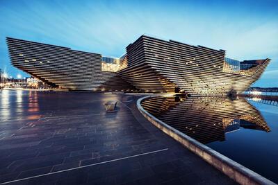 Kengo Kuma - Victoria & Albert Museum in Dundee (Schotland)