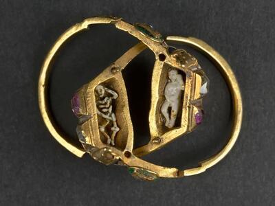 Anoniem, Gimmelring met memento mori, ca. 1600-1620
