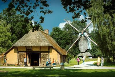 Zicht op de ‘Bruegelhoeve’, Openluchtmuseum Bokrijk, Bruegel,