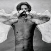 ‘De Engel’ van fotograaf Daniel Hernández-Salazar symboliseert de oproep tot erkenning van de genocide in Guatemala in de jaren 1980.  Kazerne Dossin,